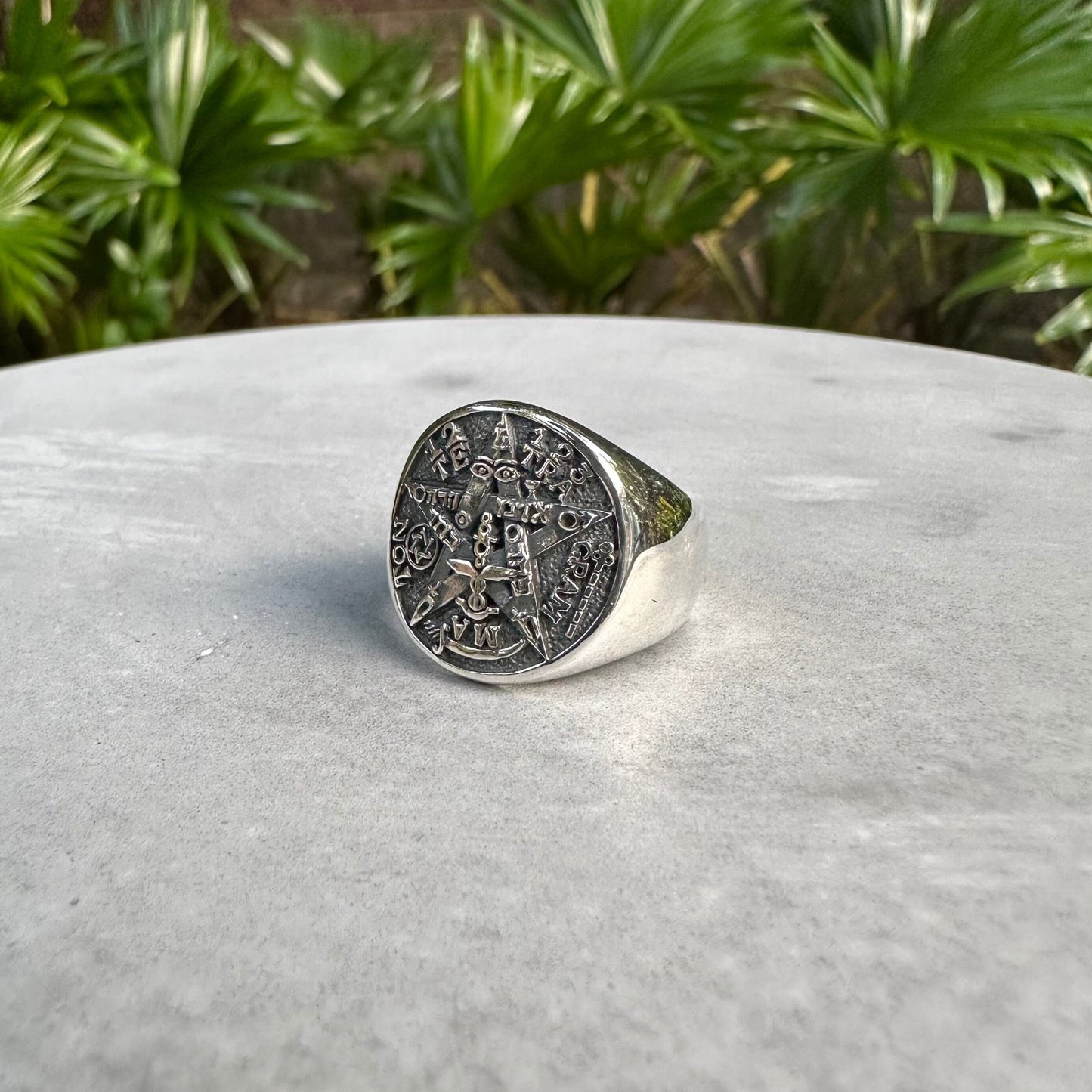 Tetragrammaton Jewish god YHVH Tetragram Ring
