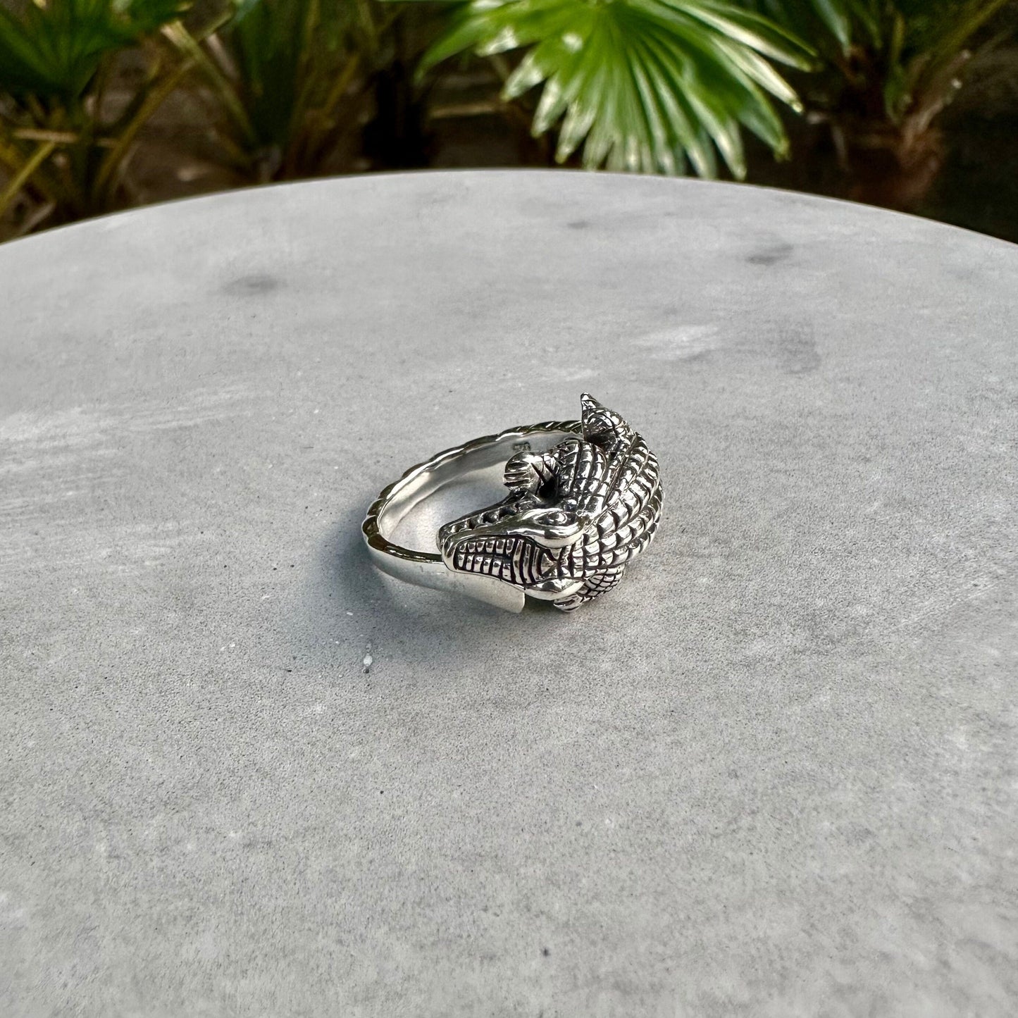 Alligator Ring