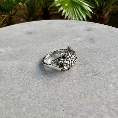 Alligator Ring