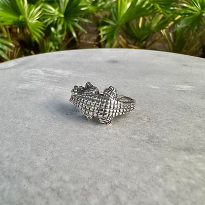 Alligator Ring