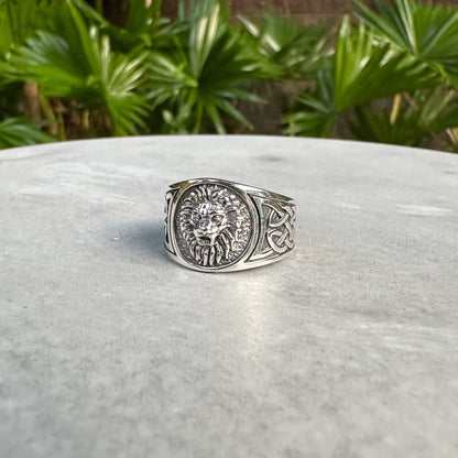 Lion King of Jungle Ring