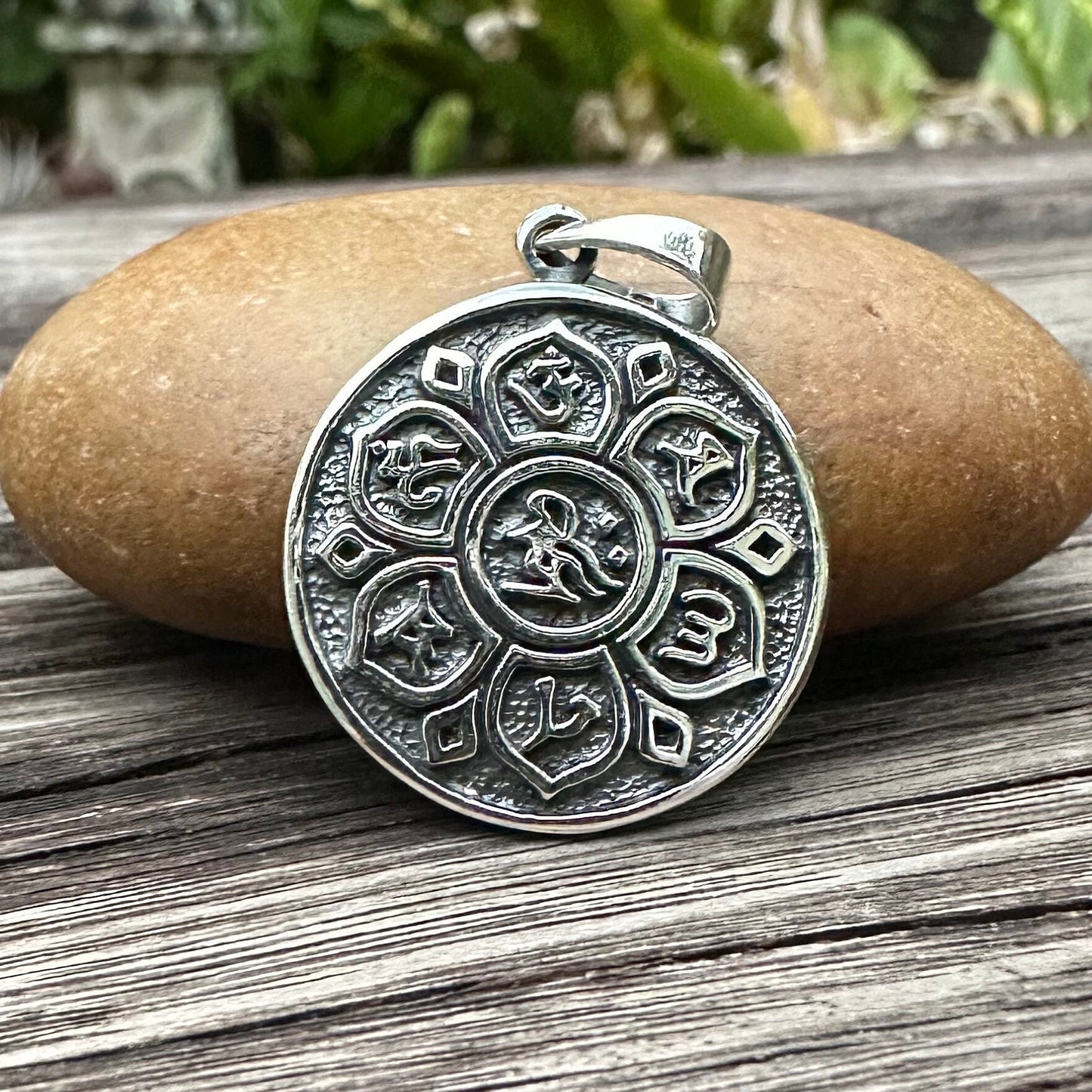 Symbol Hinduism Buddhism SEVEN Chakra Pendant/Necklace