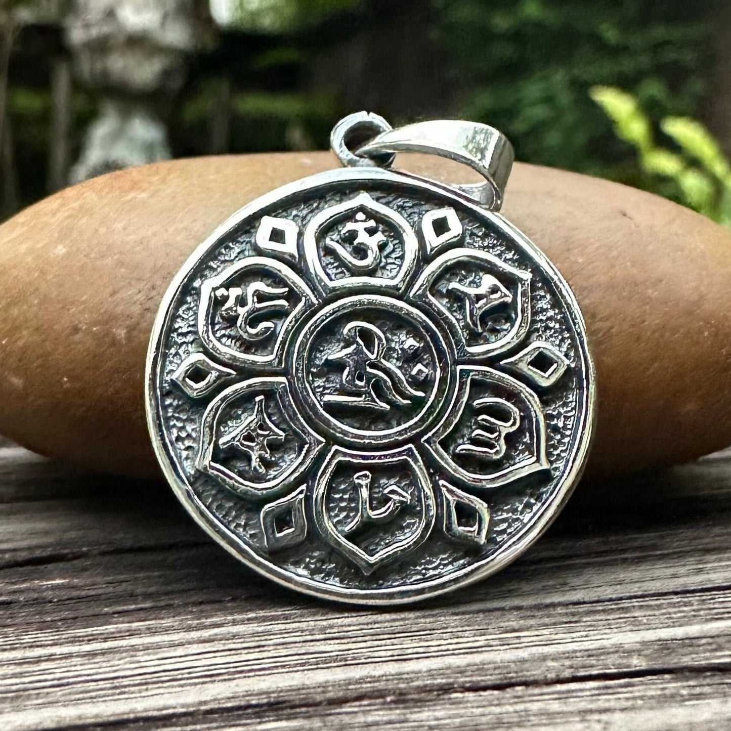 Symbol Hinduism Buddhism SEVEN Chakra Pendant/Necklace
