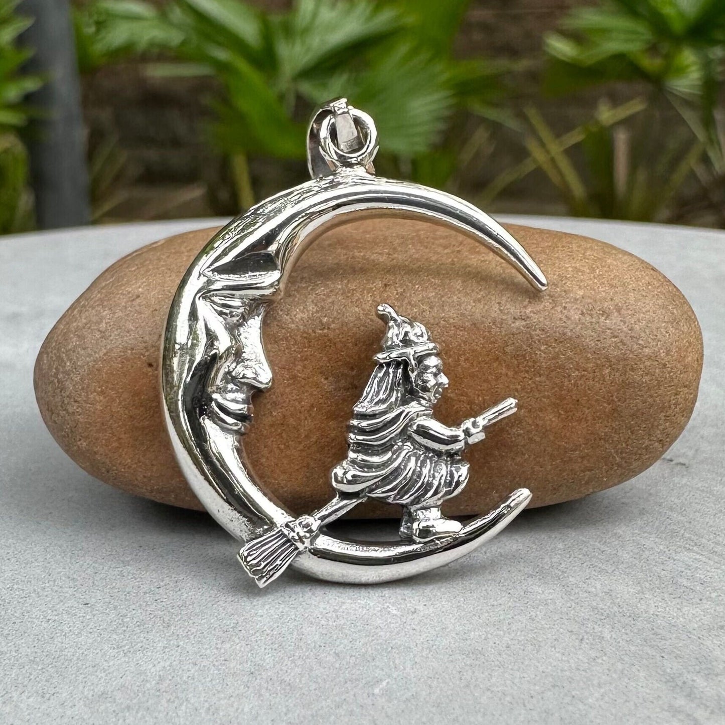 Crescent Moon Witch Celtic Half Moon Luna Pendant/Necklace