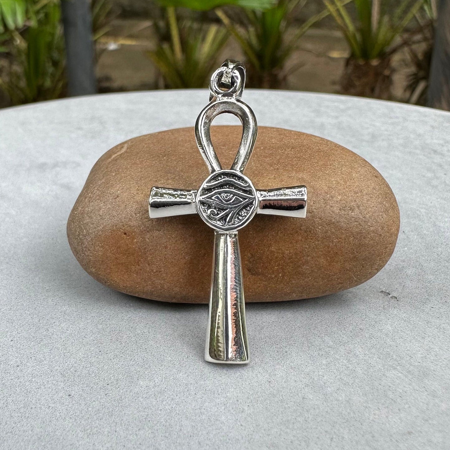 Ankh Egyptian Eye of Horus Pendant/Necklace