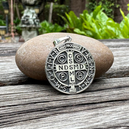 Jesus Christian Saint God Pendant/Necklace