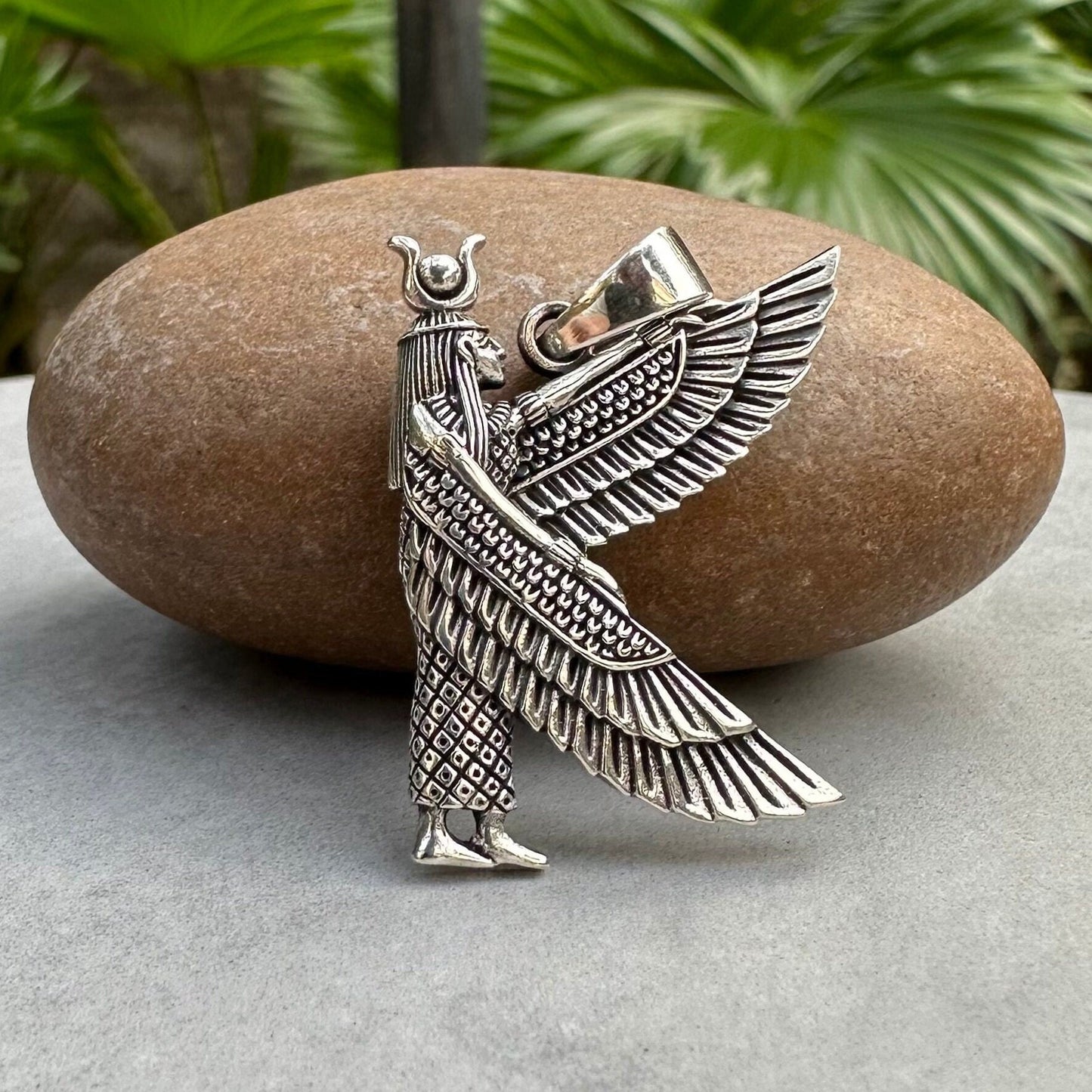 Hathor Egyptian Goddess Isis Wing Egypt God Pendant/Necklace