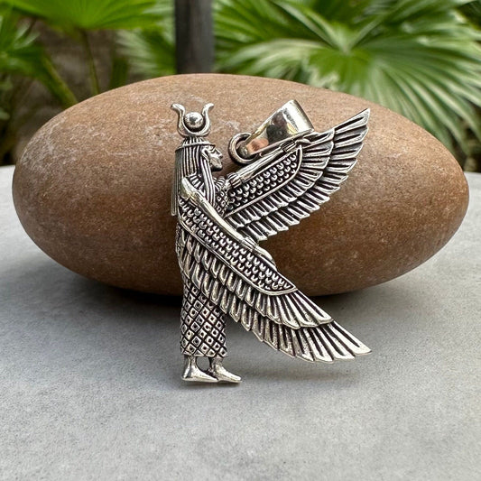Hathor Egyptian Goddess Isis Wing Egypt God Pendant/Necklace