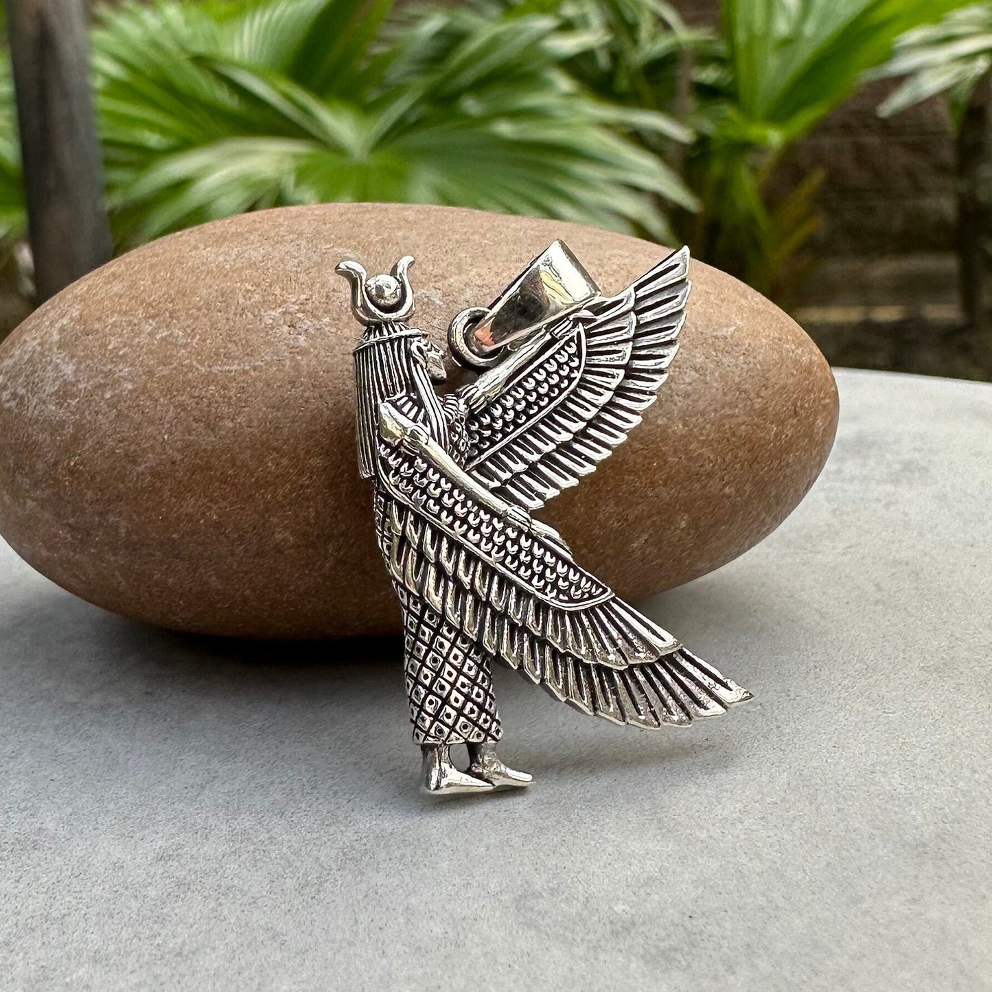 Hathor Egyptian Goddess Isis Wing Egypt God Pendant/Necklace