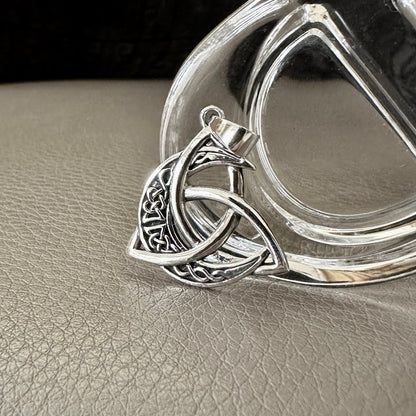 Triquetra Celtic Knot Design Viking Crescent Moon Pendant/Necklace