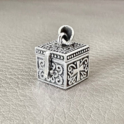 Bali Flower Locket Pendant/Necklace