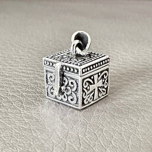 Bali Flower Locket Pendant/Necklace