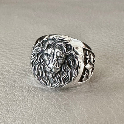 Lion Musketeers Fleur De Lis Lily Flower Leo Ring