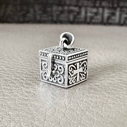 Bali Flower Locket Pendant/Necklace