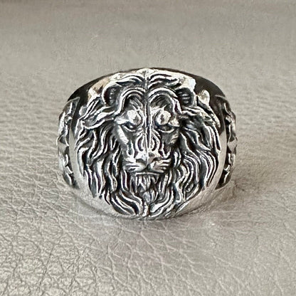 Lion Musketeers Fleur De Lis Lily Flower Leo Ring
