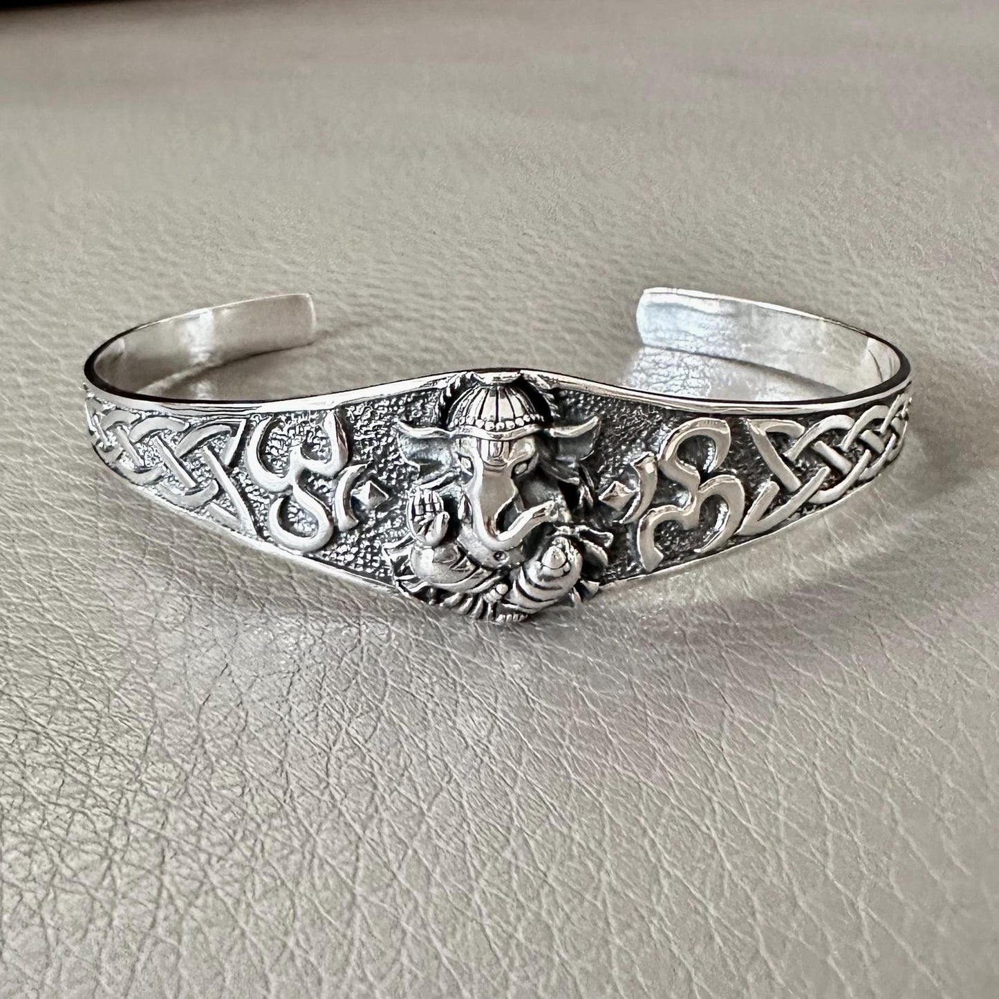 Ganesha Hinduism Elephant God Ganapati Hindi Deity Cuff Bracelet