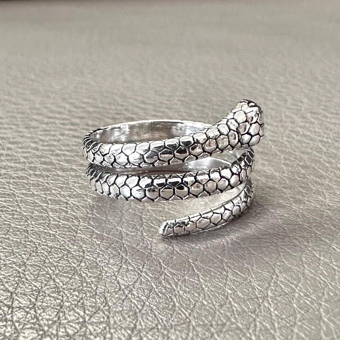 Snake Black Mamba Bohemian Snake Coil Serpent Ouroboros RingZ