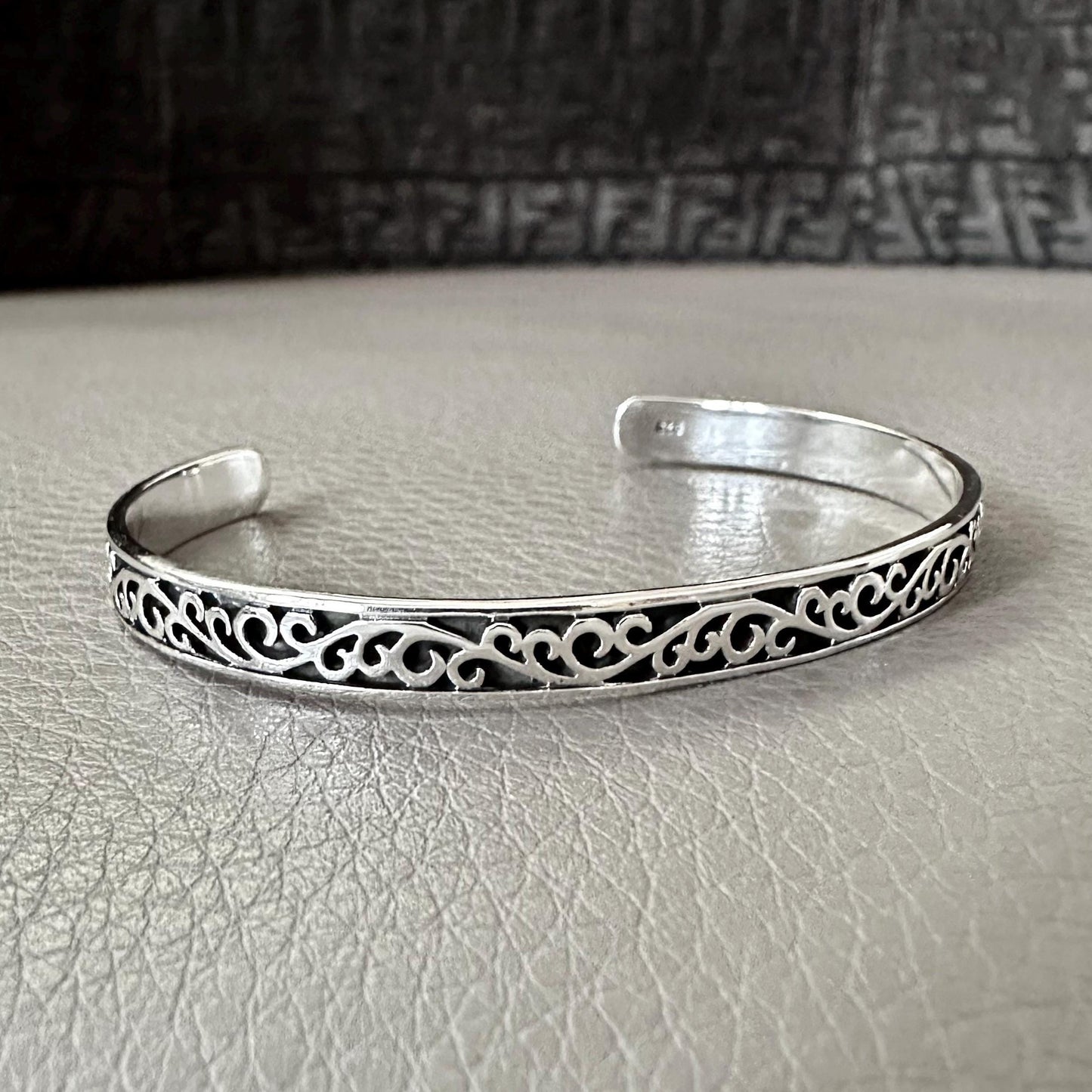 Bali Floral Hindi Flower Fashion Cuff Bracelet