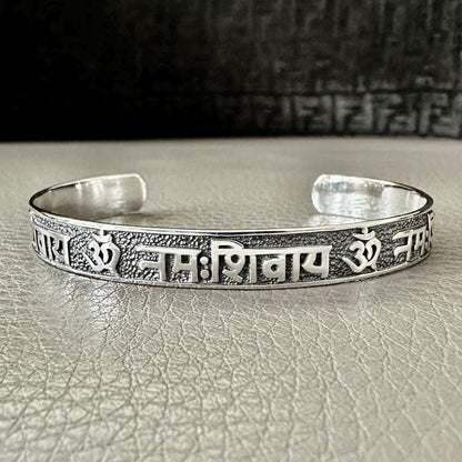 Ohm/Om Buddhism Hindi Symbol Sanskrit Talisman Cuff Bracelet
