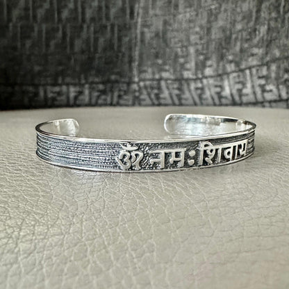 Ohm/Om Buddhism Hindi Symbol Sanskrit Talisman Cuff Bracelet