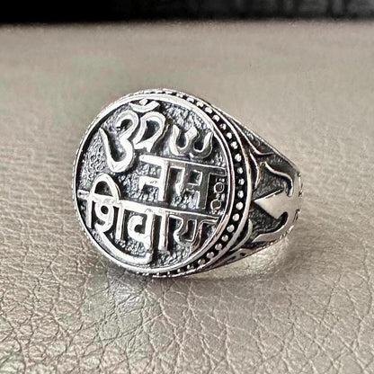Ohm/Om Buddhism Hindi Symbol Sanskrit Talisman Ring