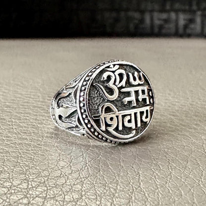 Ohm/Om Buddhism Hindi Symbol Sanskrit Talisman Ring