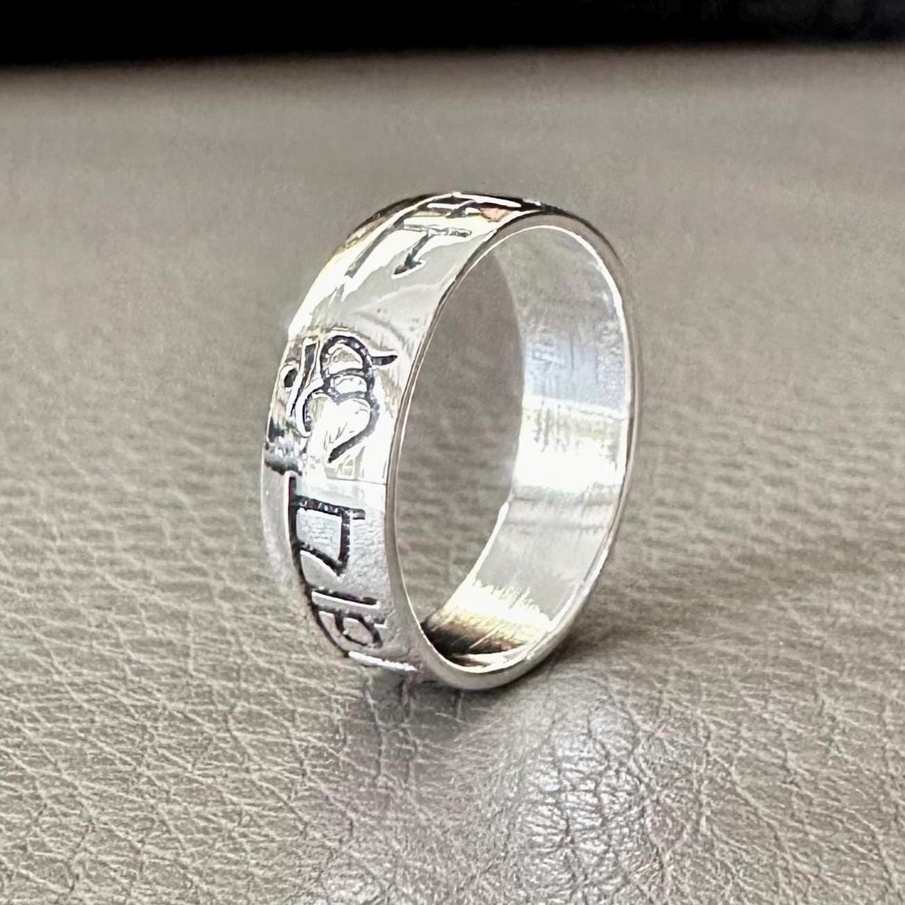 Ohm/Om Buddhism Hindi Sanskrit Talisman Ring