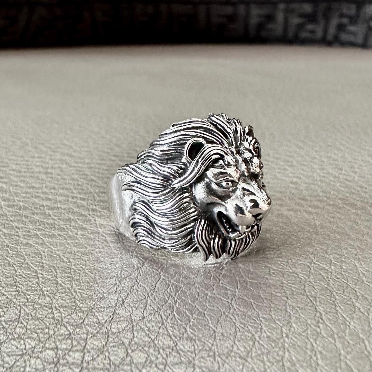 Big Lion Zodiac Leo King of Jungle Beast Heavy Ring