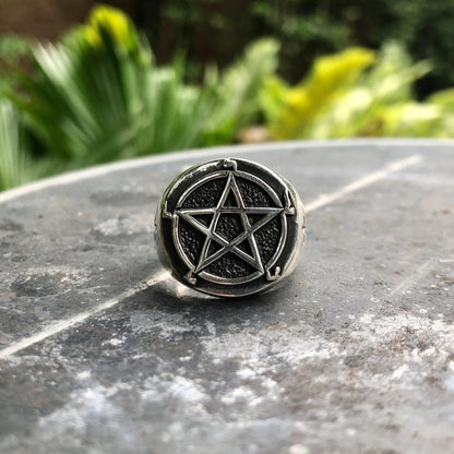 Pentagram Wiccan Leviathan Cross Pentacle Ring