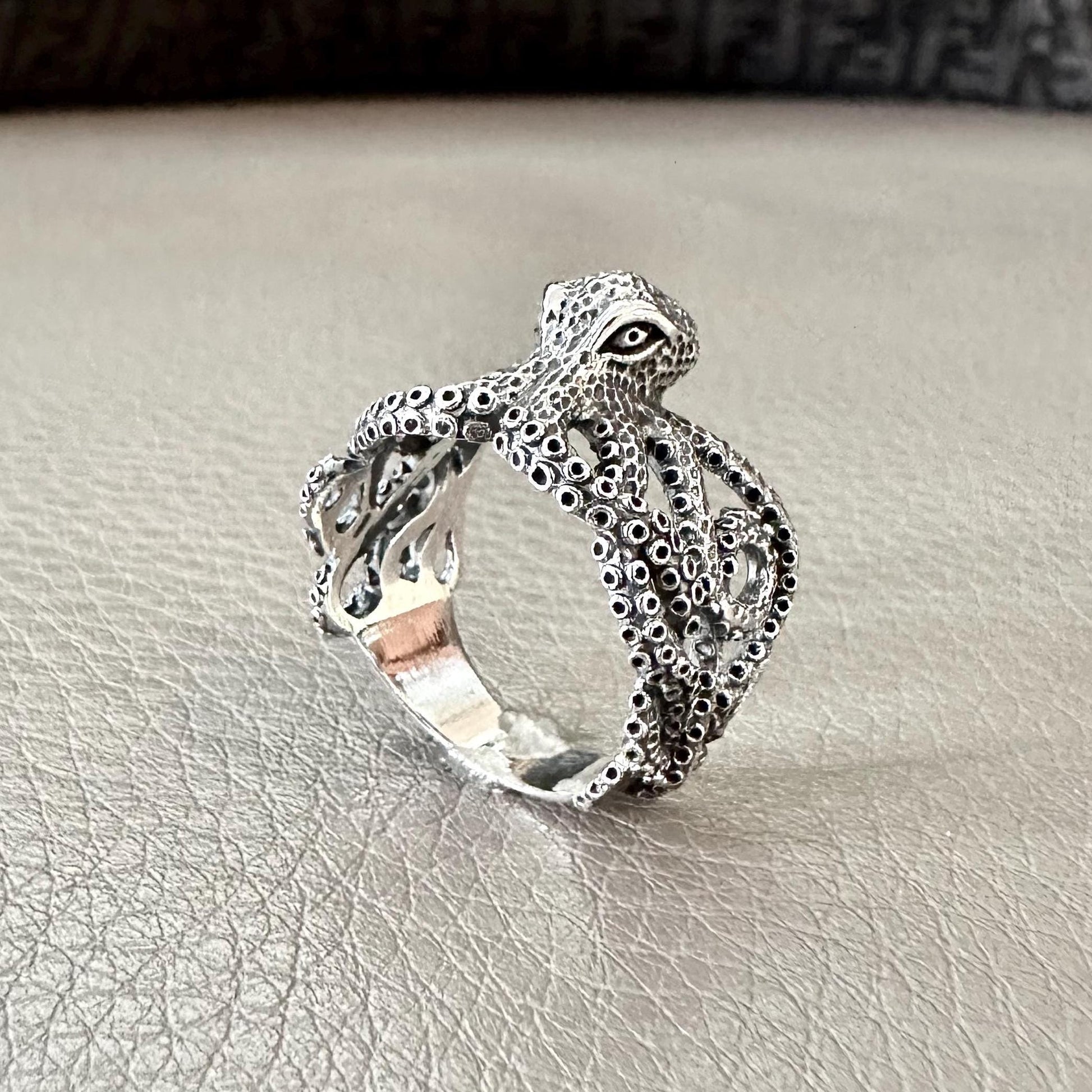Handcrafted 925 Sterling Silver Octopus Ring Heavy Kraken Sea Monster Ring Silver Jewelry Accessories Gift by VINTZ