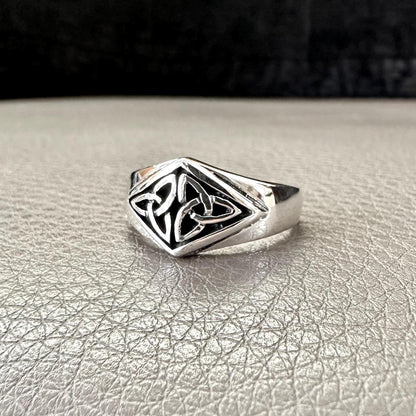 Handcrafted 925 Sterling Silver Triquetra Ring Viking Celtic Knot Design Ring Silver Jewelry Accessories Gift by VINTZ