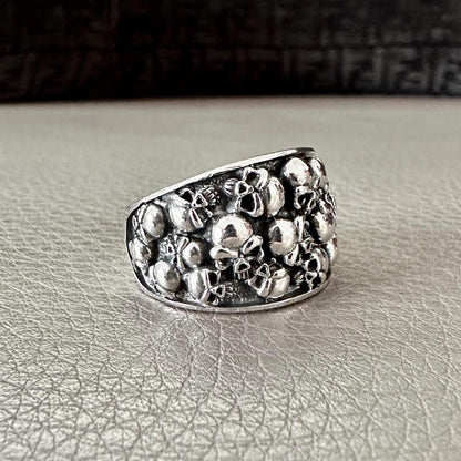 Heavy Skull Punk Gothic Pirate Bones Biker Ring