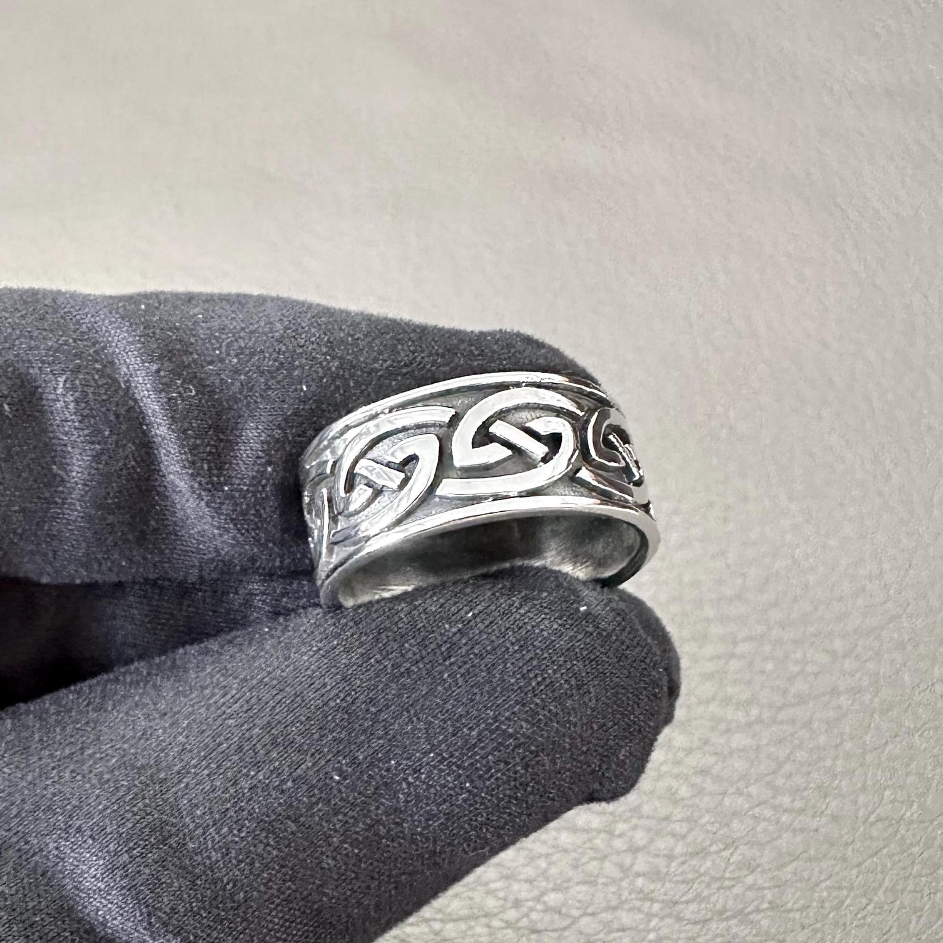 Handcrafted 925 Sterling Silver Celtic Knot Ring Infinity Knot Viking Knot Design Irish Style Ring Silver Jewelry Accessories Gift by VINTZ