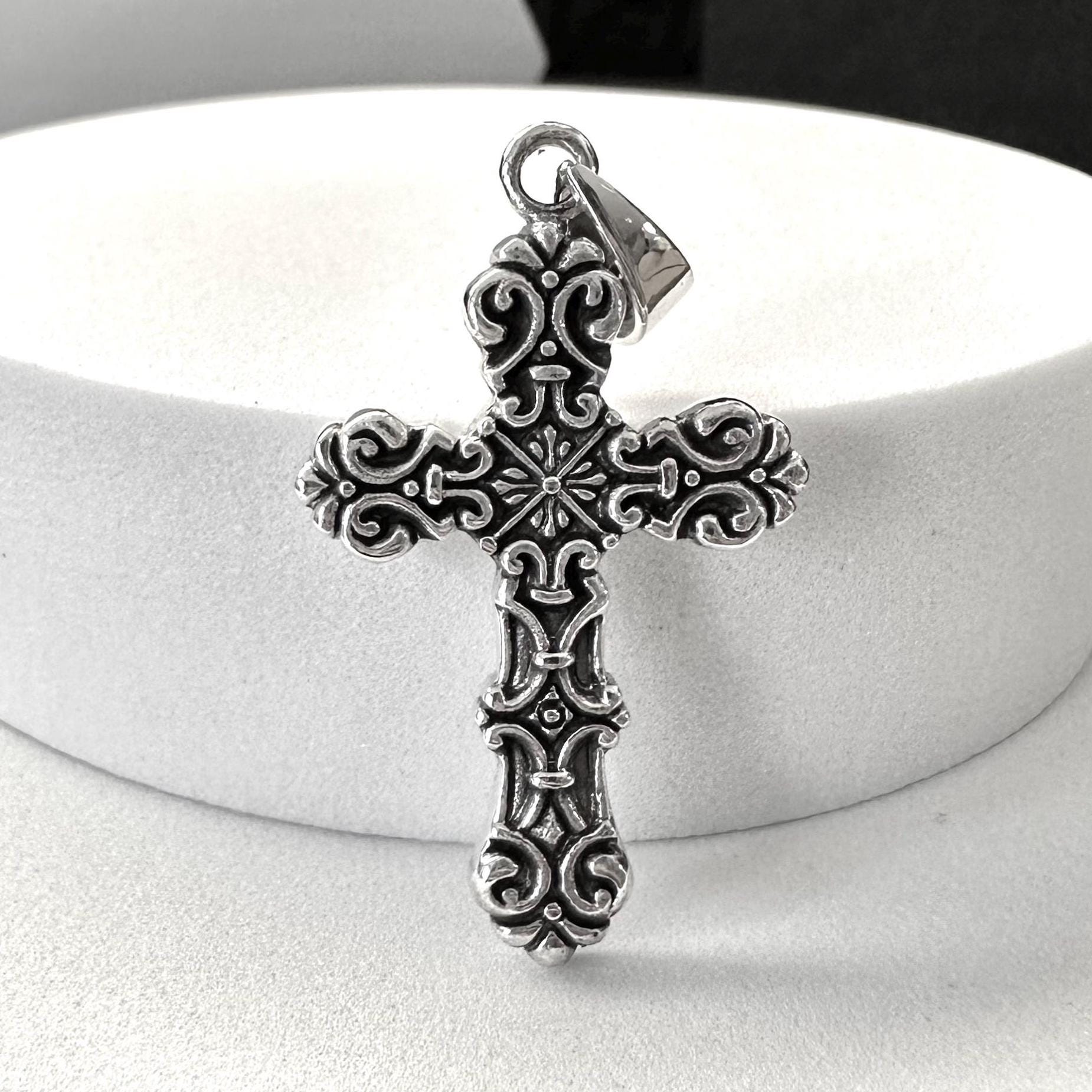 Handcrafted 925 Sterling Silver Cross Pendant Christian Jesus Christ Crucifix Pendant/Necklace Silver Jewelry Accessories Gift by VINTZ