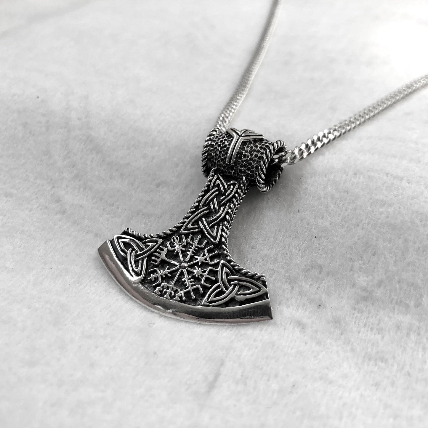 Thor's Hammer Viking Mjolnir Celtic Pendant/Necklace
