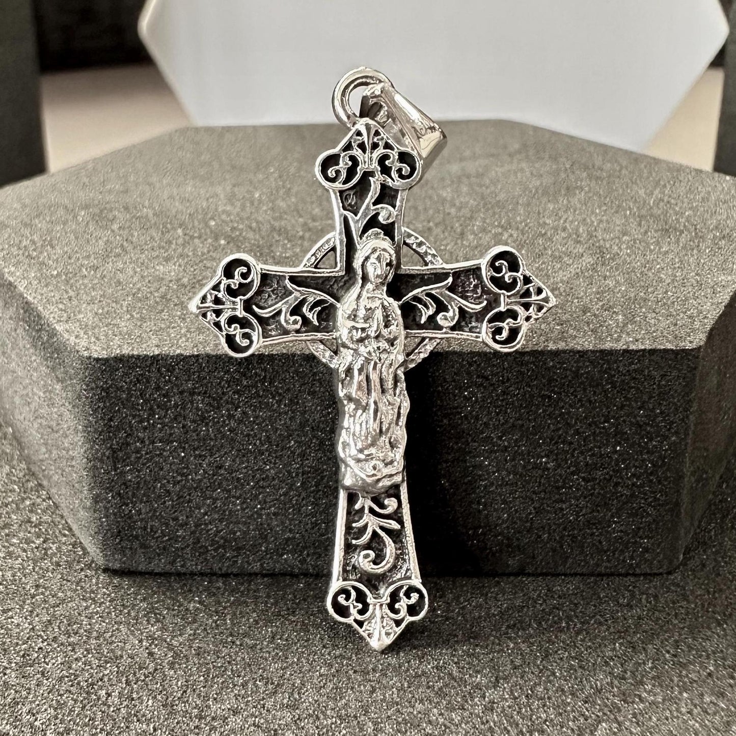 Handcrafted 925 Sterling Silver Cross Pendant Catholic Jesus Christ Crucifix Pendant/Necklace Silver Jewelry Accessories Gift by VINTZ