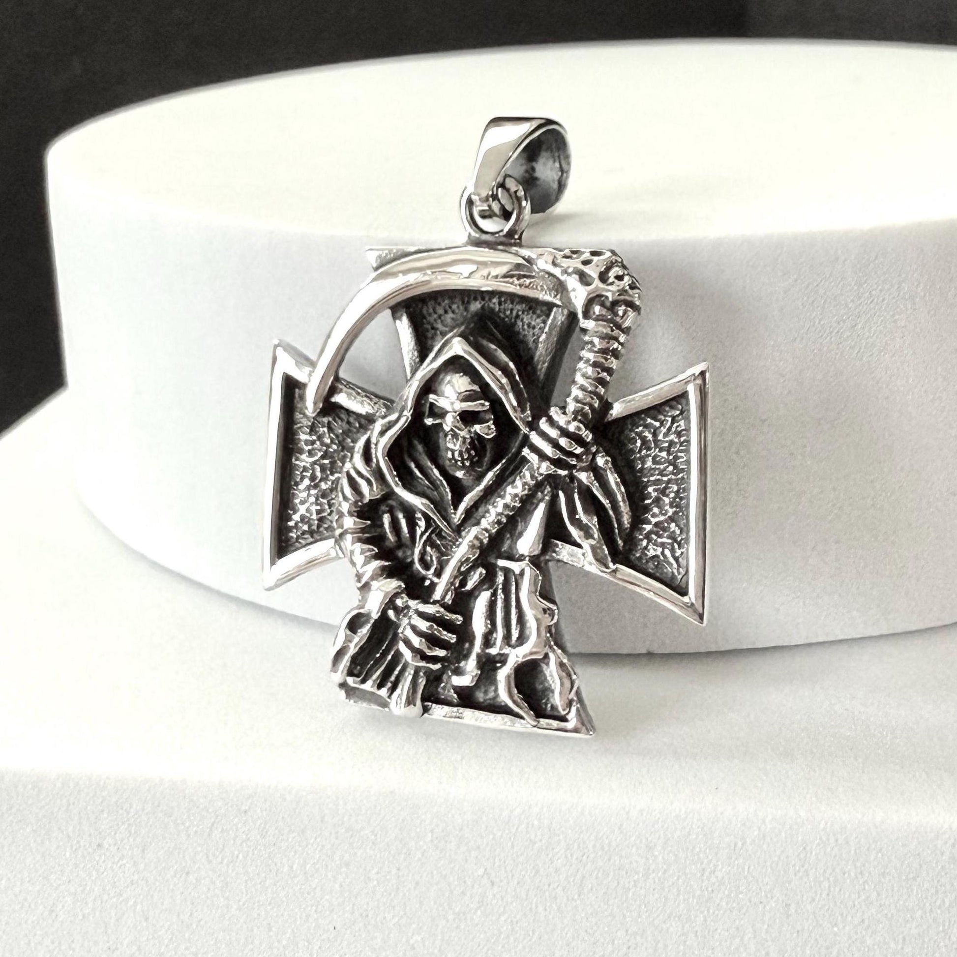 Handcrafted 925 Sterling Silver Grim Reaper Pendant Gothic Skull Templar Cross Pendant/Necklace Silver Jewelry Accessories Gift by VINTZ