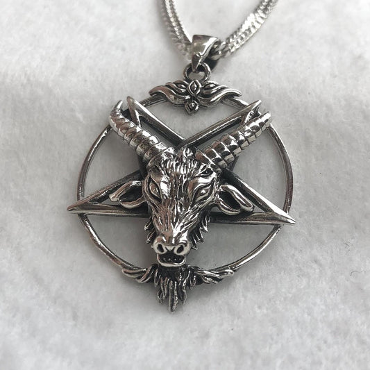 Baphomet Goat Head Pentagram Gothic Pendant/Necklace