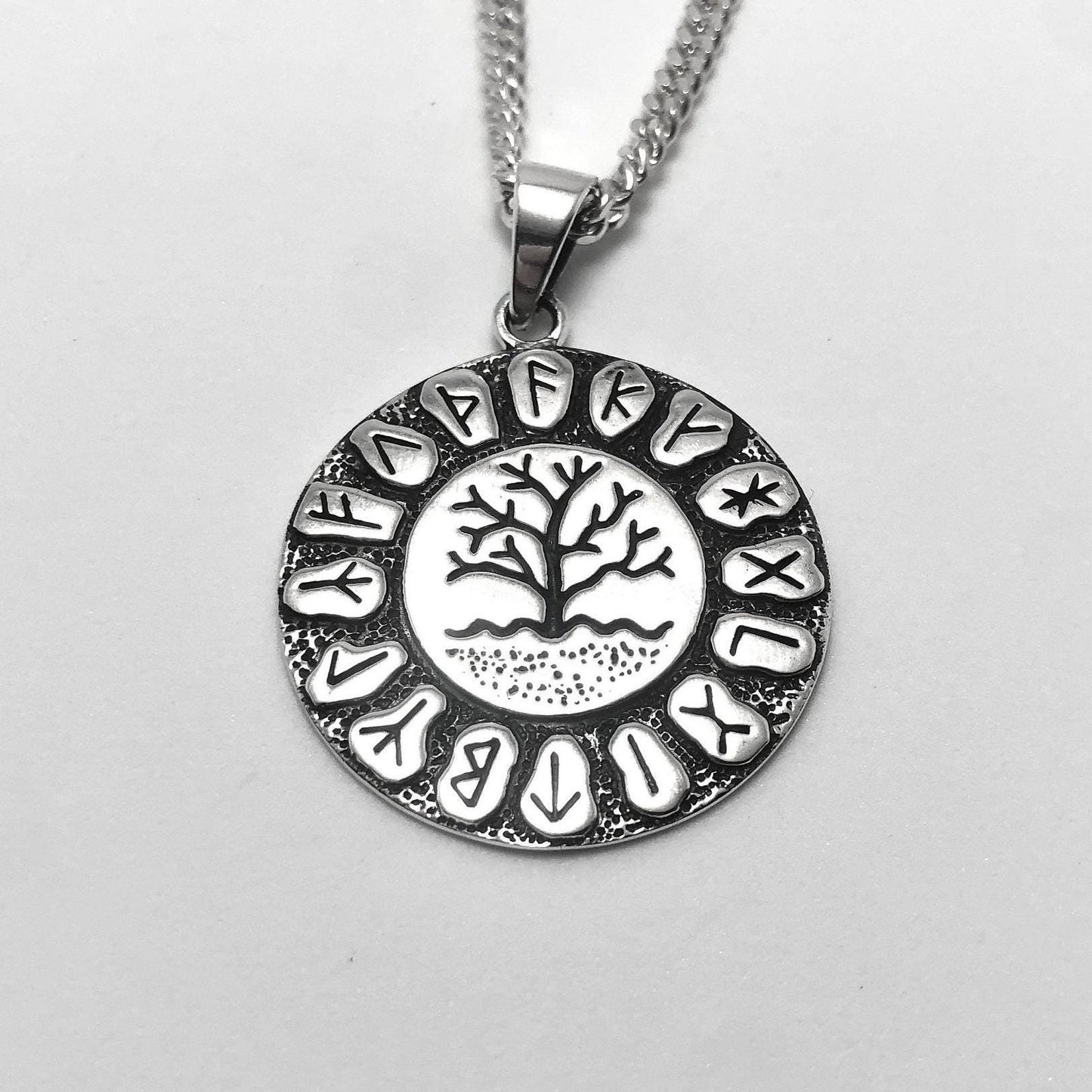 Tree of Life Viking Yggdrasil Celtic Pendant/Necklace