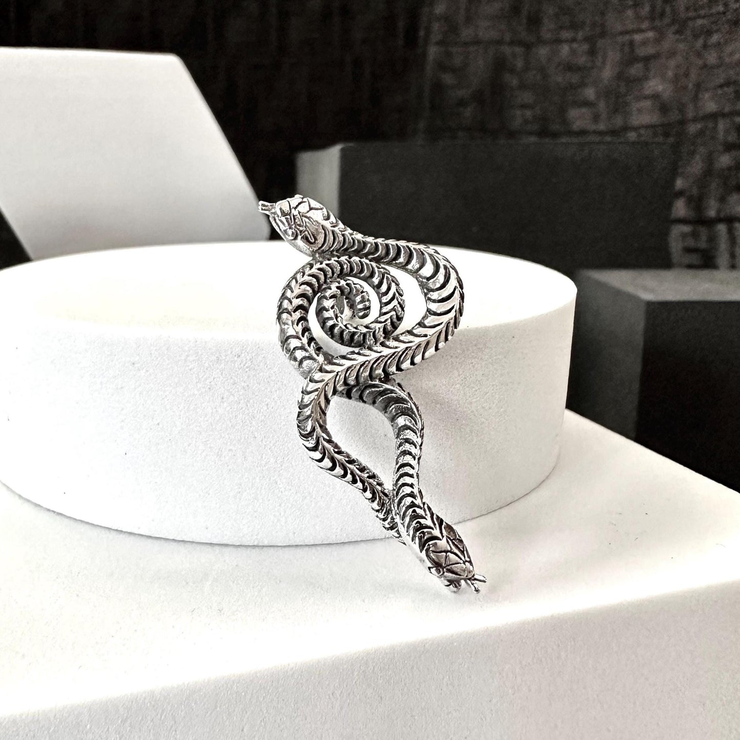 Snake Black Mamba Jormungand World Serpent Ouroboros Pendant/Necklace