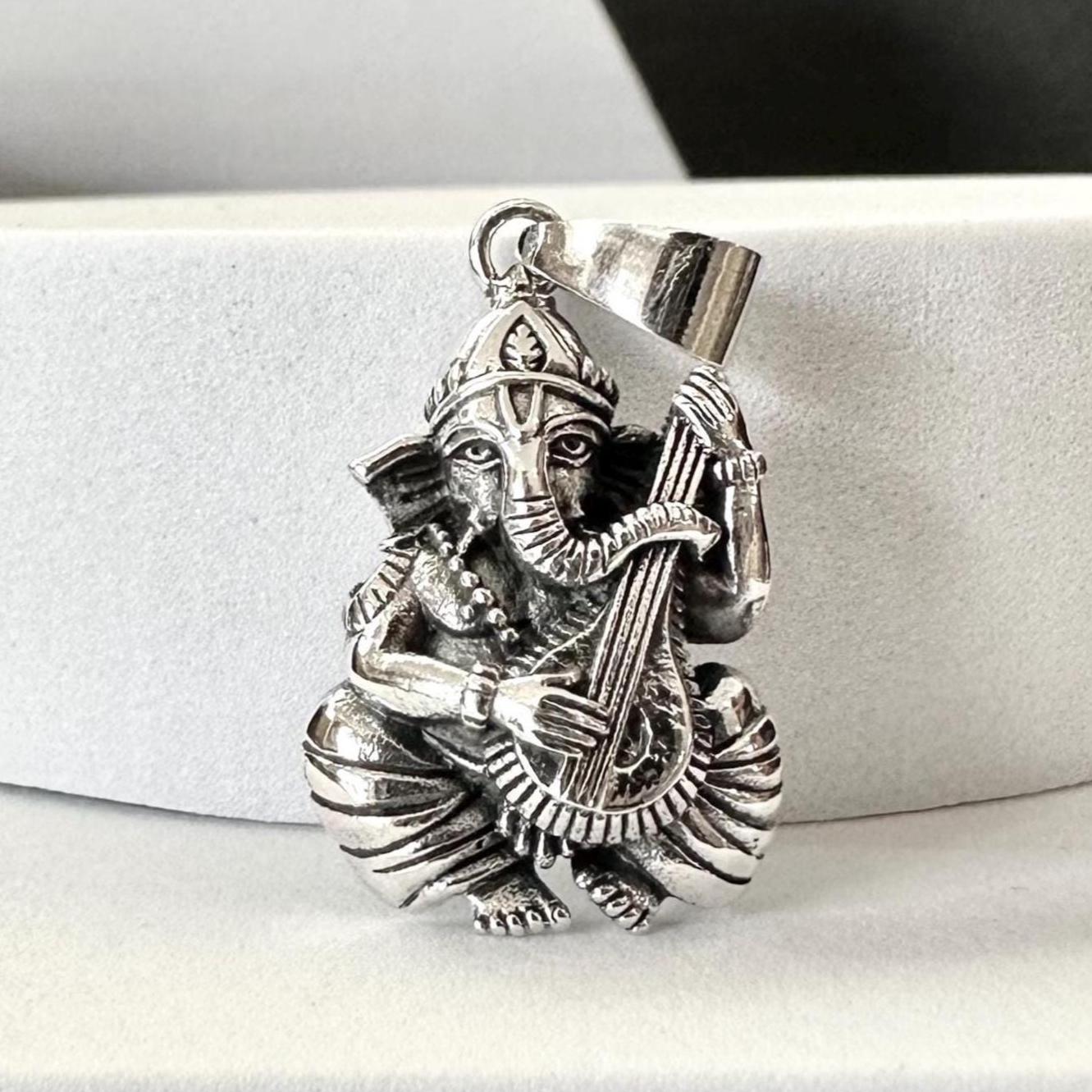 Ganesha Elephant God Ganapati Hindi Deity Pendant/Necklace