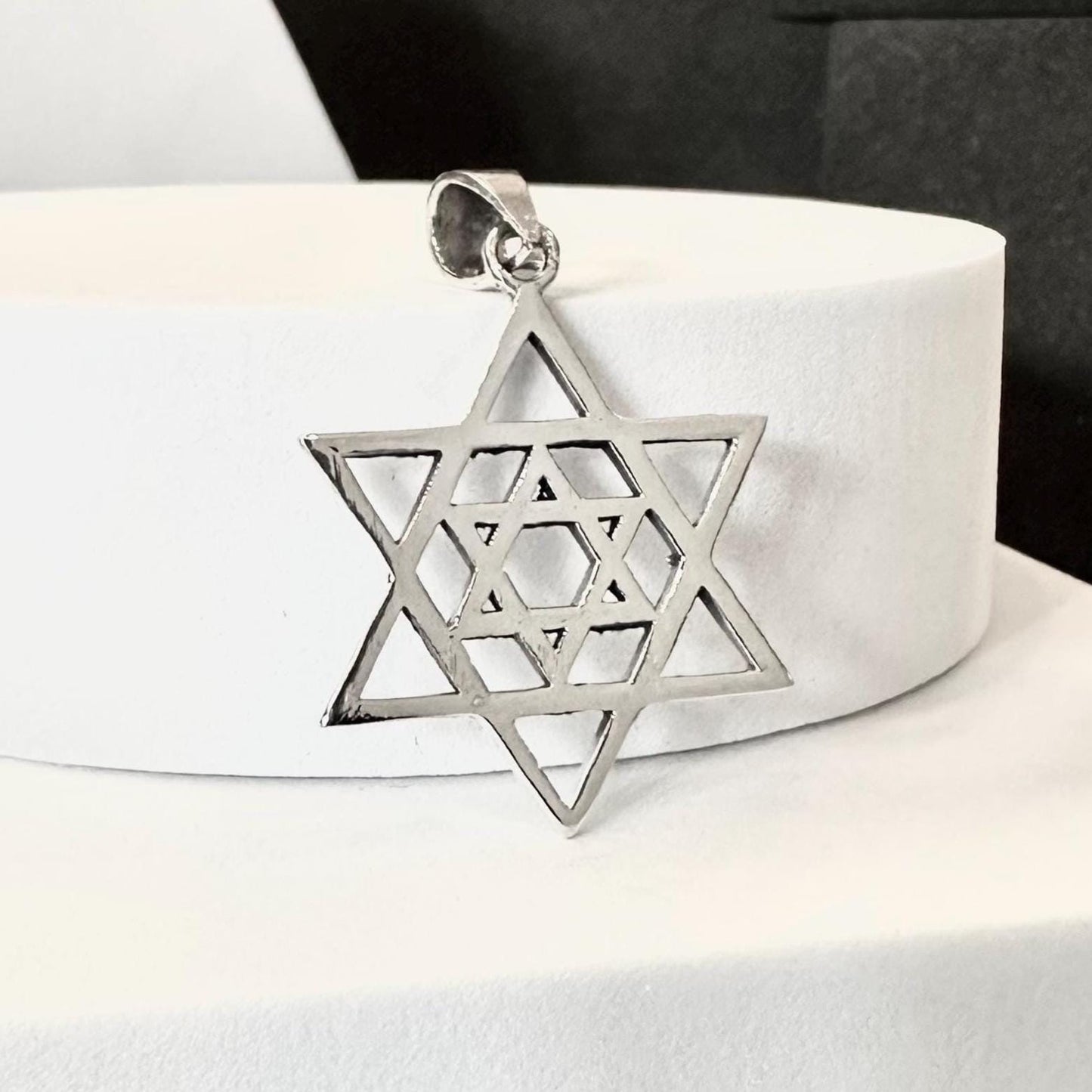 Star of David Hebrew Jewish Seal of Solomon Pendant/Necklace