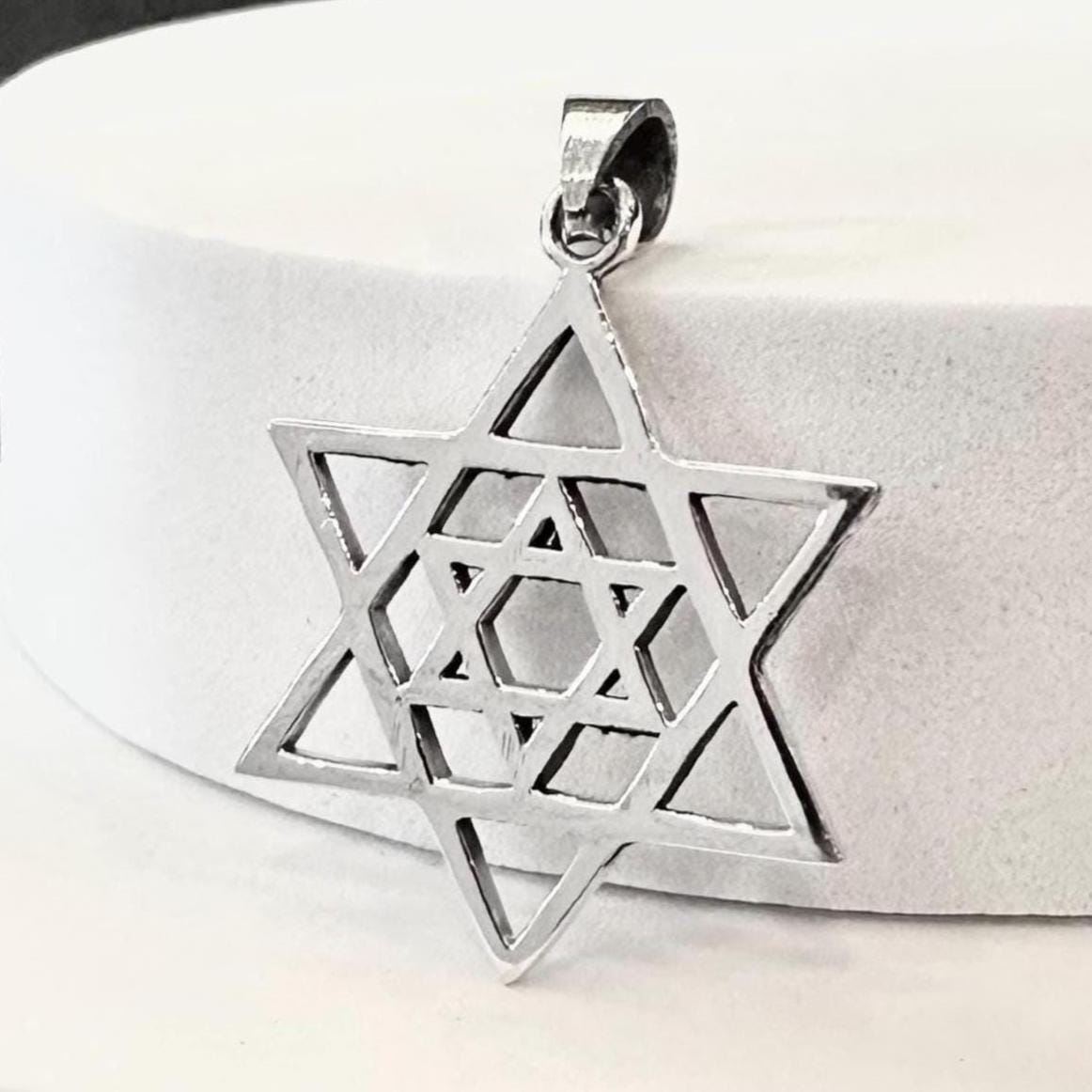 Star of David Hebrew Jewish Seal of Solomon Pendant/Necklace