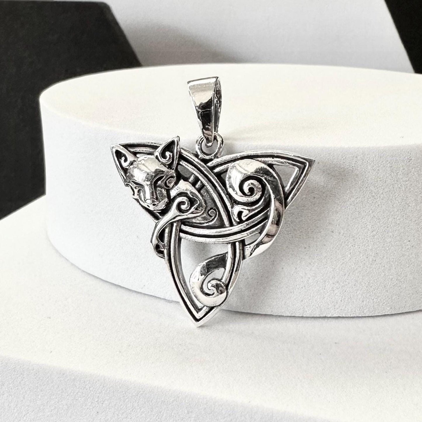 Cat Triquetra Viking Celtic Knot Pendant/Necklace