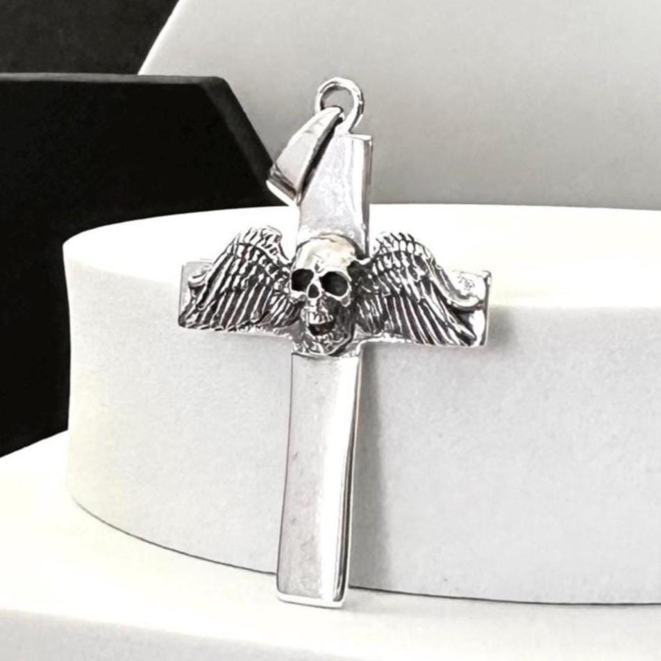 Cross Christian Jesus Christ Skull Pendant/Necklace