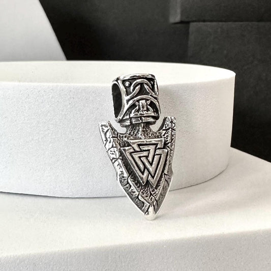Odin's Valknut Viking Symbol Celtic Triangle Knot Pendant/Necklace