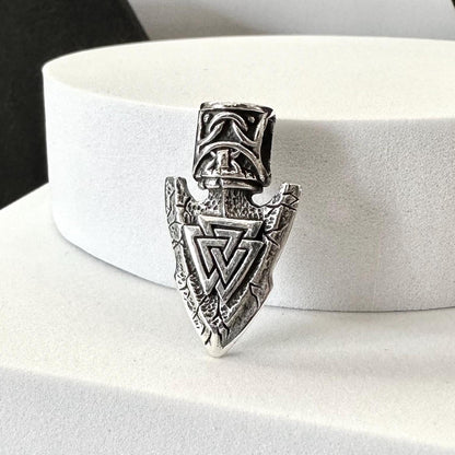 Odin's Valknut Viking Symbol Celtic Triangle Knot Pendant/Necklace