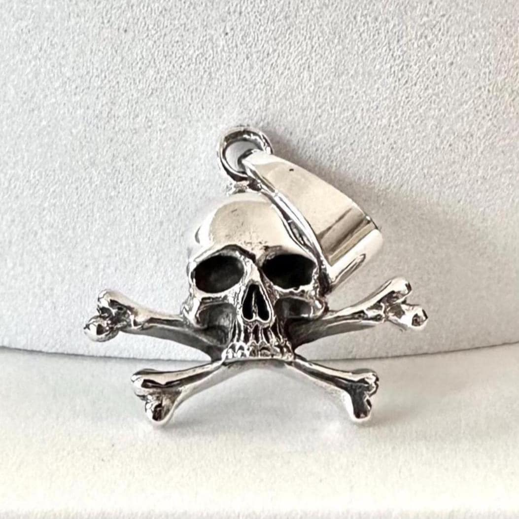 Skull Gothic Rocker Punk Biker Pendant/Necklace