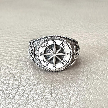 Compass Sailor North Star Compass Anchor Wheel Ring