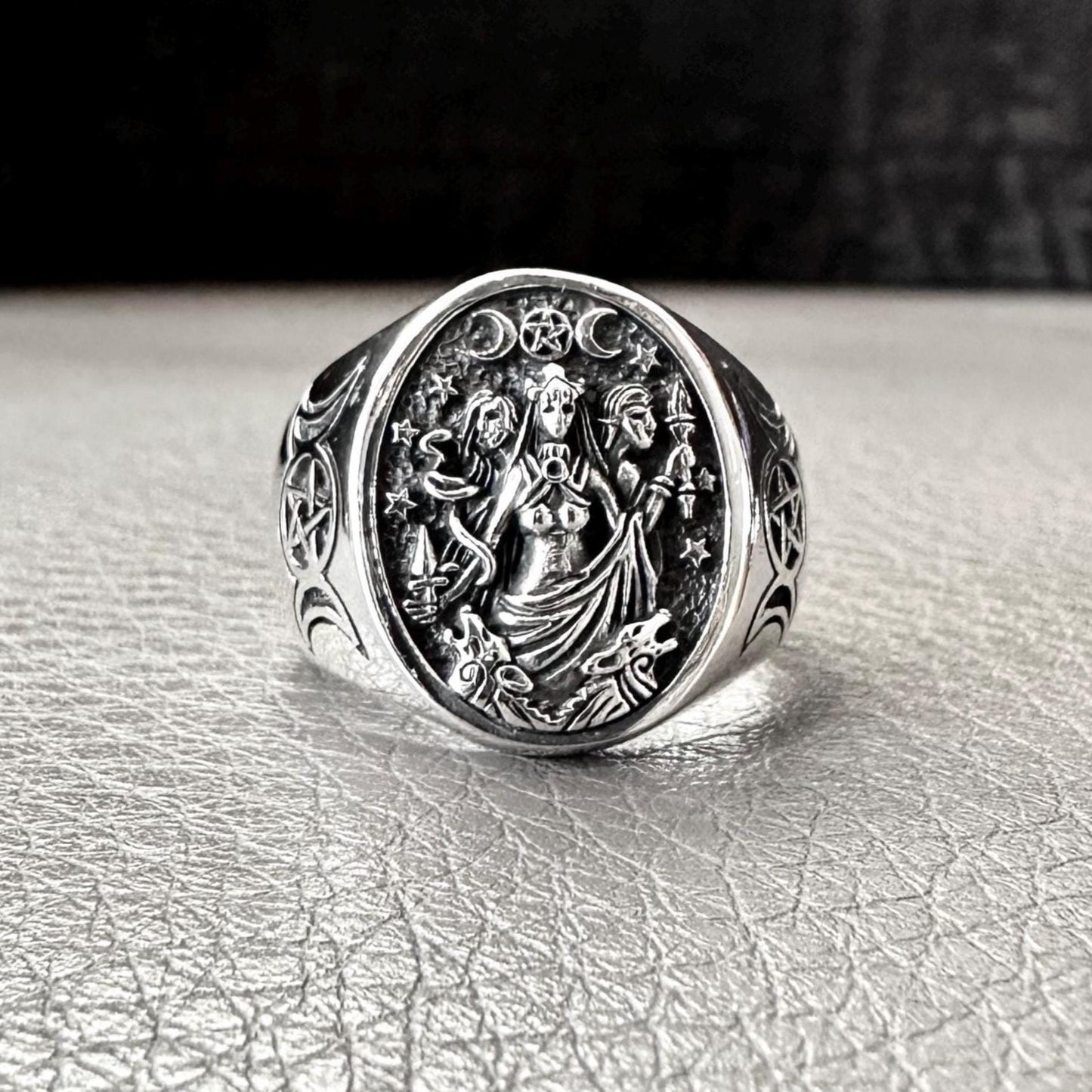 Moon Goddess Luna Deities Wiccan Ring
